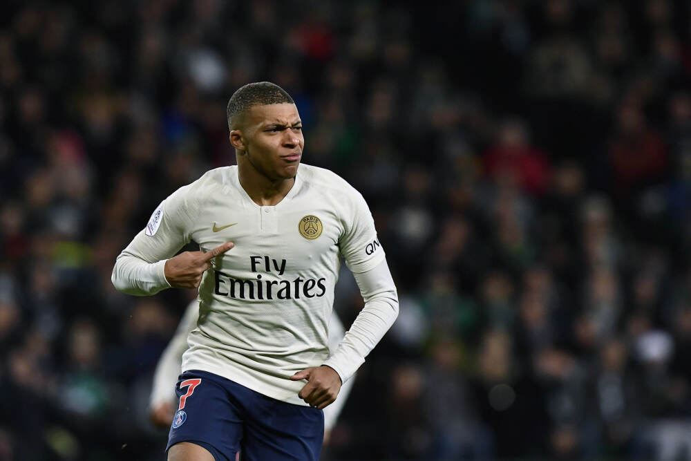 谁在像送鲜奶一样送奶粉？